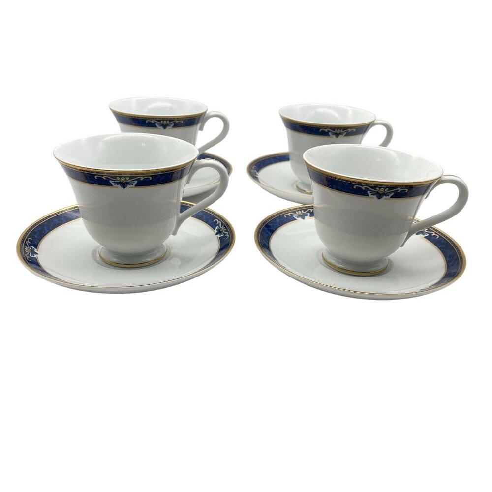 Wedgwood Embassy Collection Chadwick footed tea cup and saucer set of 4